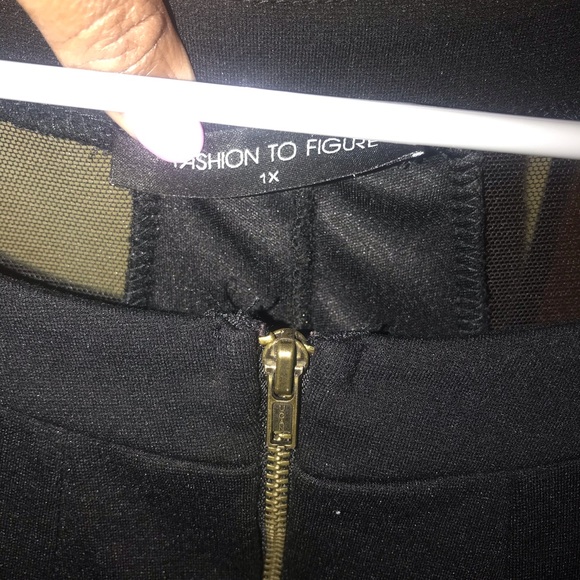 LBD - Picture 2 of 3